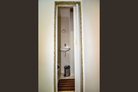 Apartamento à venda com 58m², 2 quartos e 1 vaga Apartamento à venda com 58m², 2 quartos e 1 vagaBanheiro de Serviço