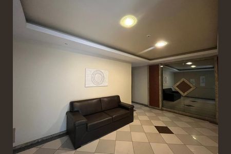 Apartamento à venda com 107m², 4 quartos e 2 vagasHall