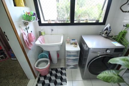 Apartamento à venda com 107m², 4 quartos e 2 vagasÁrea de Serviço