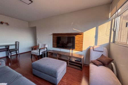 Sala de apartamento para alugar com 2 quartos, 73m² em Cerqueira César, São Paulo