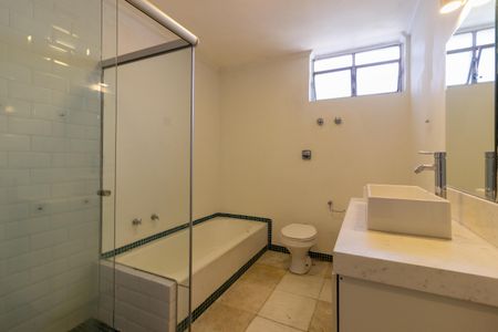 Apartamento para alugar com 120m², 2 quartos e 1 vaga Apartamento para alugar com 120m², 2 quartos e 1 vagaBanheiro
