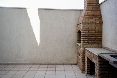 Casa para alugar com 98m², 2 quartos e 2 vagas Casa para alugar com 98m², 2 quartos e 2 vagasÁrea Externa