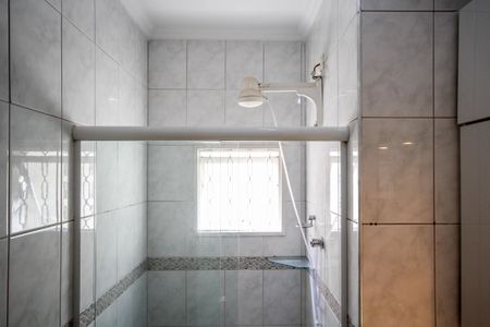 Casa para alugar com 98m², 2 quartos e 2 vagas Casa para alugar com 98m², 2 quartos e 2 vagasBanheiro 1