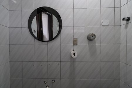 Casa à venda com 400m², 5 quartos e 3 vagasBanheiro da Suíte 2