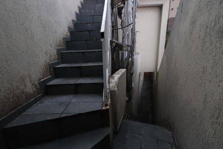 Casa à venda com 400m², 5 quartos e 3 vagasEscada