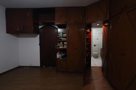 Casa à venda com 400m², 5 quartos e 3 vagasSuíte