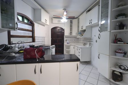 Casa à venda com 400m², 5 quartos e 3 vagasCozinha