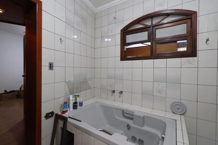 Casa à venda com 400m², 5 quartos e 3 vagasBanheiro da Suíte 1