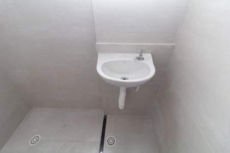 Apartamento à venda com 40m², 2 quartos e sem vaga Apartamento à venda com 40m², 2 quartos e sem vagaBanheiro