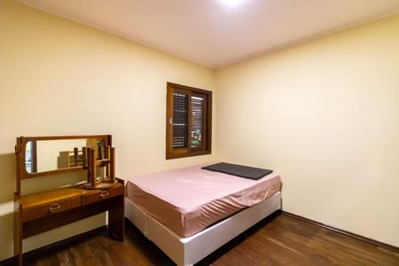 Casa para alugar com 100m², 4 quartos e 3 vagas Casa para alugar com 100m², 4 quartos e 3 vagasSuíte 2