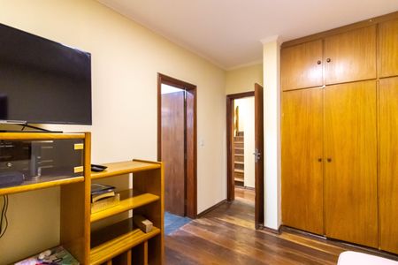Casa para alugar com 100m², 4 quartos e 3 vagas Casa para alugar com 100m², 4 quartos e 3 vagasSuíte 2