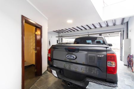 Casa para alugar com 100m², 4 quartos e 3 vagas Casa para alugar com 100m², 4 quartos e 3 vagasGaragem