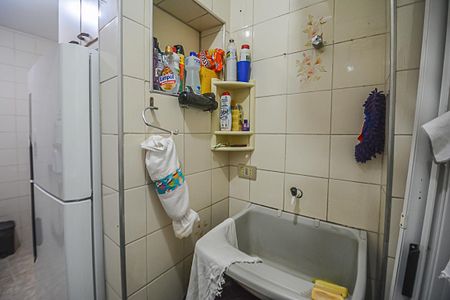 Apartamento à venda com 64m², 2 quartos e 1 vagaÁrea de Serviço