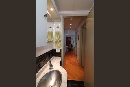 Apartamento à venda com 57m², 2 quartos e 1 vagaBanheiro Social