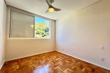 Apartamento à venda com 77m², 2 quartos e 1 vaga Apartamento à venda com 77m², 2 quartos e 1 vagaQuarto