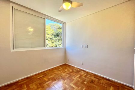 Apartamento à venda com 77m², 2 quartos e 1 vaga Apartamento à venda com 77m², 2 quartos e 1 vagaSuíte
