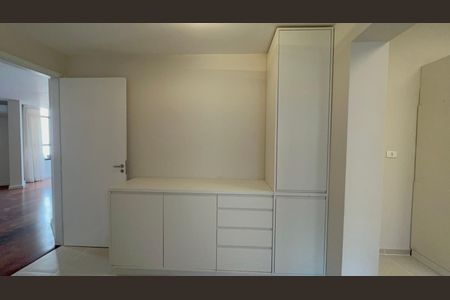 Apartamento para alugar com 260m², 3 quartos e 3 vagasCopa
