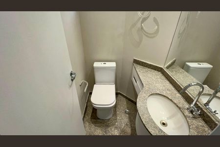 Apartamento para alugar com 260m², 3 quartos e 3 vagasLavabo