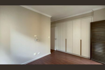 Apartamento para alugar com 260m², 3 quartos e 3 vagasSuíte 2