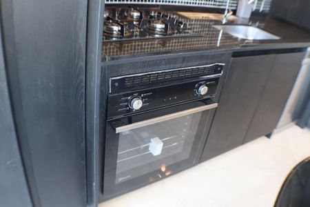 Apartamento à venda com 54m², 1 quarto e 2 vagas Apartamento à venda com 54m², 1 quarto e 2 vagasCozinha