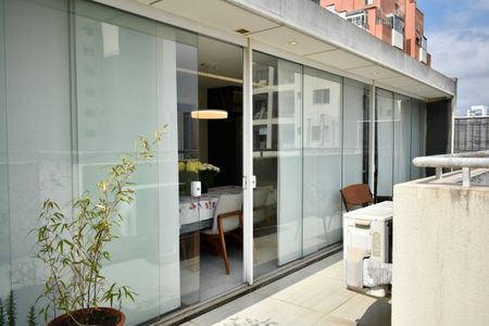 Apartamento à venda com 109m², 2 quartos e 2 vagasVaranda (Cobertura)