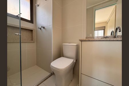 Apartamento à venda com 63m², 1 quarto e 2 vagas Apartamento à venda com 63m², 1 quarto e 2 vagasBanheiro da Suíte