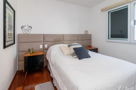 Apartamento à venda com 53m², 2 quartos e 2 vagas Apartamento à venda com 53m², 2 quartos e 2 vagasSuite