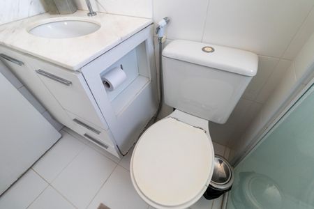 Apartamento à venda com 53m², 2 quartos e 2 vagas Apartamento à venda com 53m², 2 quartos e 2 vagasBanheiro da Suíte