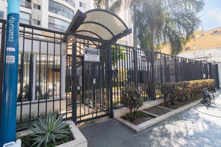 Apartamento à venda com 53m², 2 quartos e 2 vagas Apartamento à venda com 53m², 2 quartos e 2 vagasFachada e portaria