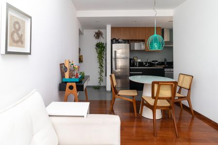 Apartamento à venda com 53m², 2 quartos e 2 vagas Apartamento à venda com 53m², 2 quartos e 2 vagasSala