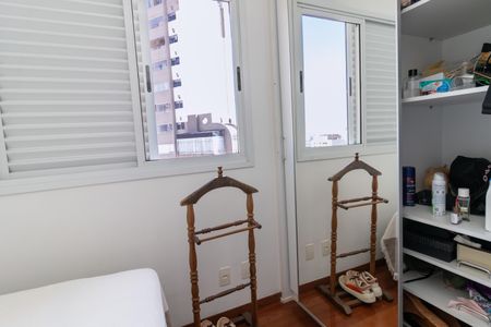 Apartamento à venda com 53m², 2 quartos e 2 vagas Apartamento à venda com 53m², 2 quartos e 2 vagasQuarto