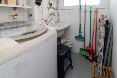 Apartamento à venda com 53m², 2 quartos e 2 vagas Apartamento à venda com 53m², 2 quartos e 2 vagasÁrea de Serviço