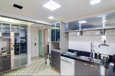 Apartamento à venda com 136m², 3 quartos e 4 vagas Apartamento à venda com 136m², 3 quartos e 4 vagasFoto 01