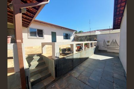 Casa à venda com 216m², 3 quartos e 3 vagasFoto 16