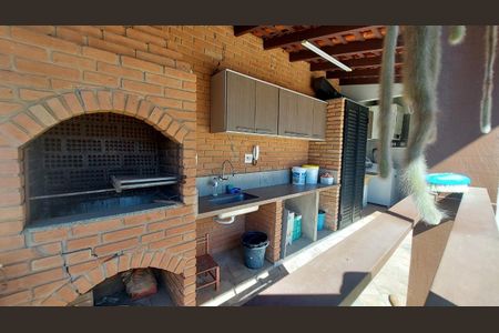 Casa à venda com 216m², 3 quartos e 3 vagasFoto 33