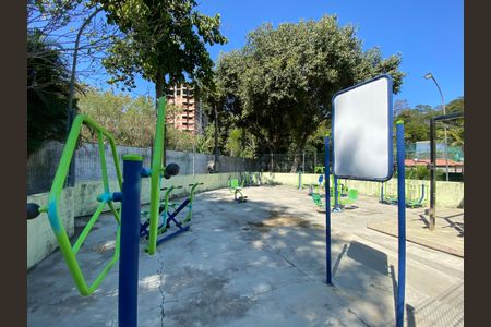 Apartamento à venda com 42m², 2 quartos e 1 vaga Apartamento à venda com 42m², 2 quartos e 1 vagaAcademia terceira idade