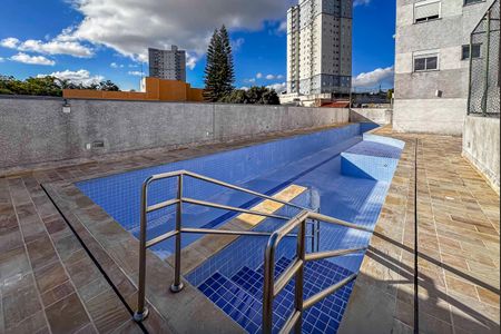 Apartamento à venda com 46m², 1 quarto e 1 vagaÁrea comum - Piscina