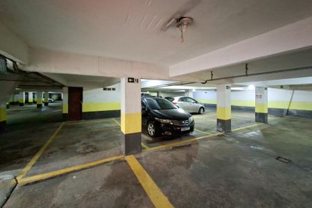 Apartamento para alugar com 78m², 2 quartos e 1 vaga Apartamento para alugar com 78m², 2 quartos e 1 vagaGaragem