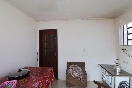 Casa à venda com 98m², 3 quartos e 1 vagaÁrea de Serviço