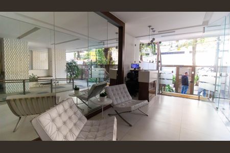 Apartamento à venda com 304m², 4 quartos e 2 vagas Apartamento à venda com 304m², 4 quartos e 2 vagasÁrea comum