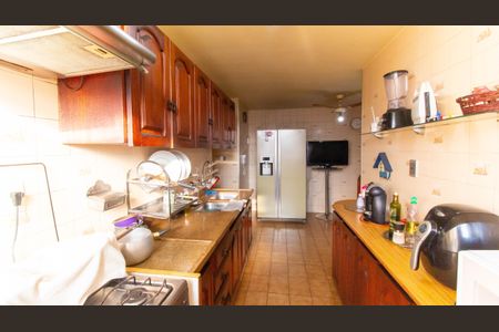 Apartamento à venda com 304m², 4 quartos e 2 vagas Apartamento à venda com 304m², 4 quartos e 2 vagasCozinha