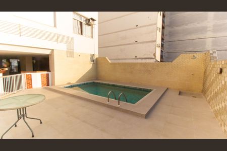 Apartamento à venda com 304m², 4 quartos e 2 vagas Apartamento à venda com 304m², 4 quartos e 2 vagasÁrea comum