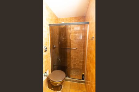 Apartamento à venda com 304m², 4 quartos e 2 vagas Apartamento à venda com 304m², 4 quartos e 2 vagasBanheiro da Suíte 1