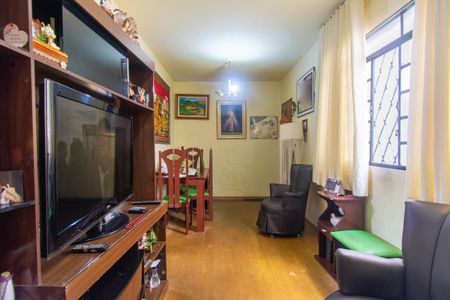 Apartamento à venda com 70m², 3 quartos e 1 vaga Apartamento à venda com 70m², 3 quartos e 1 vagaSala