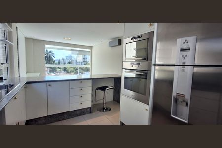 Apartamento para alugar com 76m², 2 quartos e 2 vagasCozinha
