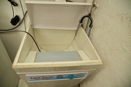 Casa à venda com 157m², 3 quartos e 2 vagasBanheiro de serviço