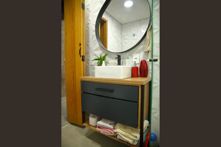 Casa à venda com 157m², 3 quartos e 2 vagasBanheiro