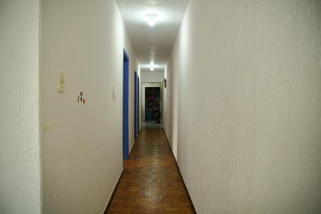 Casa à venda com 157m², 3 quartos e 2 vagasCorredor 