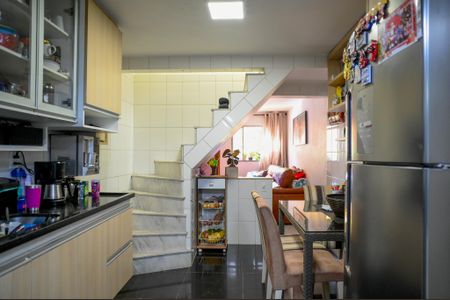 Casa à venda com 80m², 2 quartos e sem vaga Casa à venda com 80m², 2 quartos e sem vagaCozinha