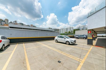 Apartamento à venda com 47m², 1 quarto e 2 vagas Apartamento à venda com 47m², 1 quarto e 2 vagasÁrea comum